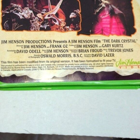 The Dark‎ Crystal 1994 2nd Release Collectible Vintage VHS Clamshell - Picture 6 of 8